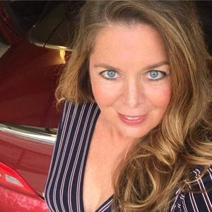 Meet your Posher, Dawn